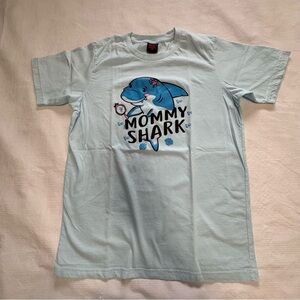 Me and U Mommy Shark Graphic Tee - Light Blue Family Shirt